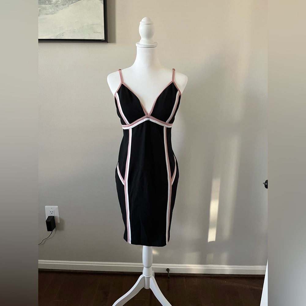 Papaya Black and Pink Bodycon Dress Sweetheart Neckline